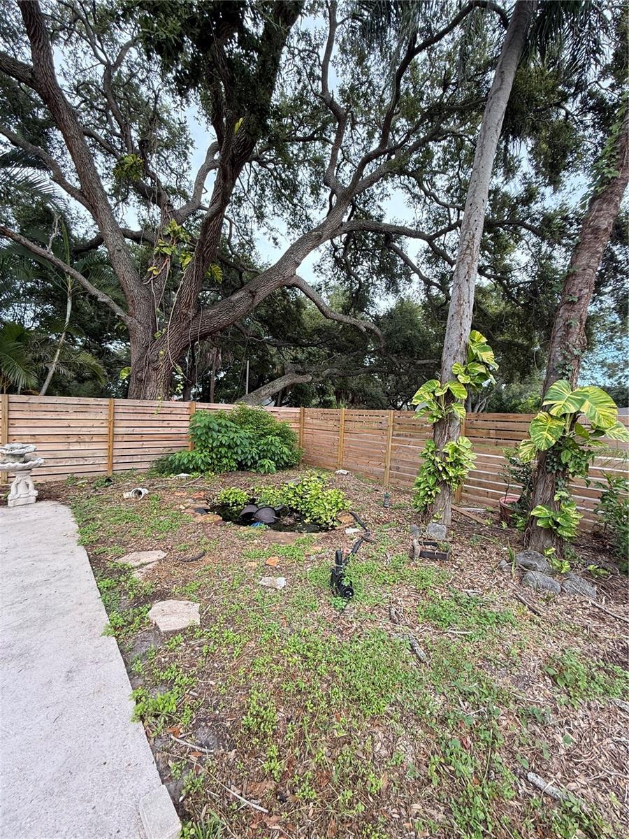 384 LENTZ RD — photo 5