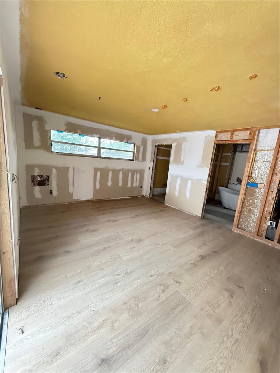 384 LENTZ RD — photo 19