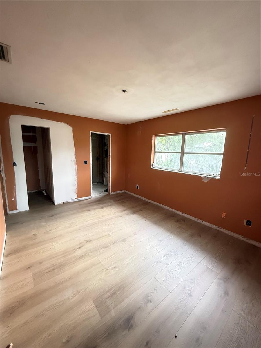 384 LENTZ RD — photo 14