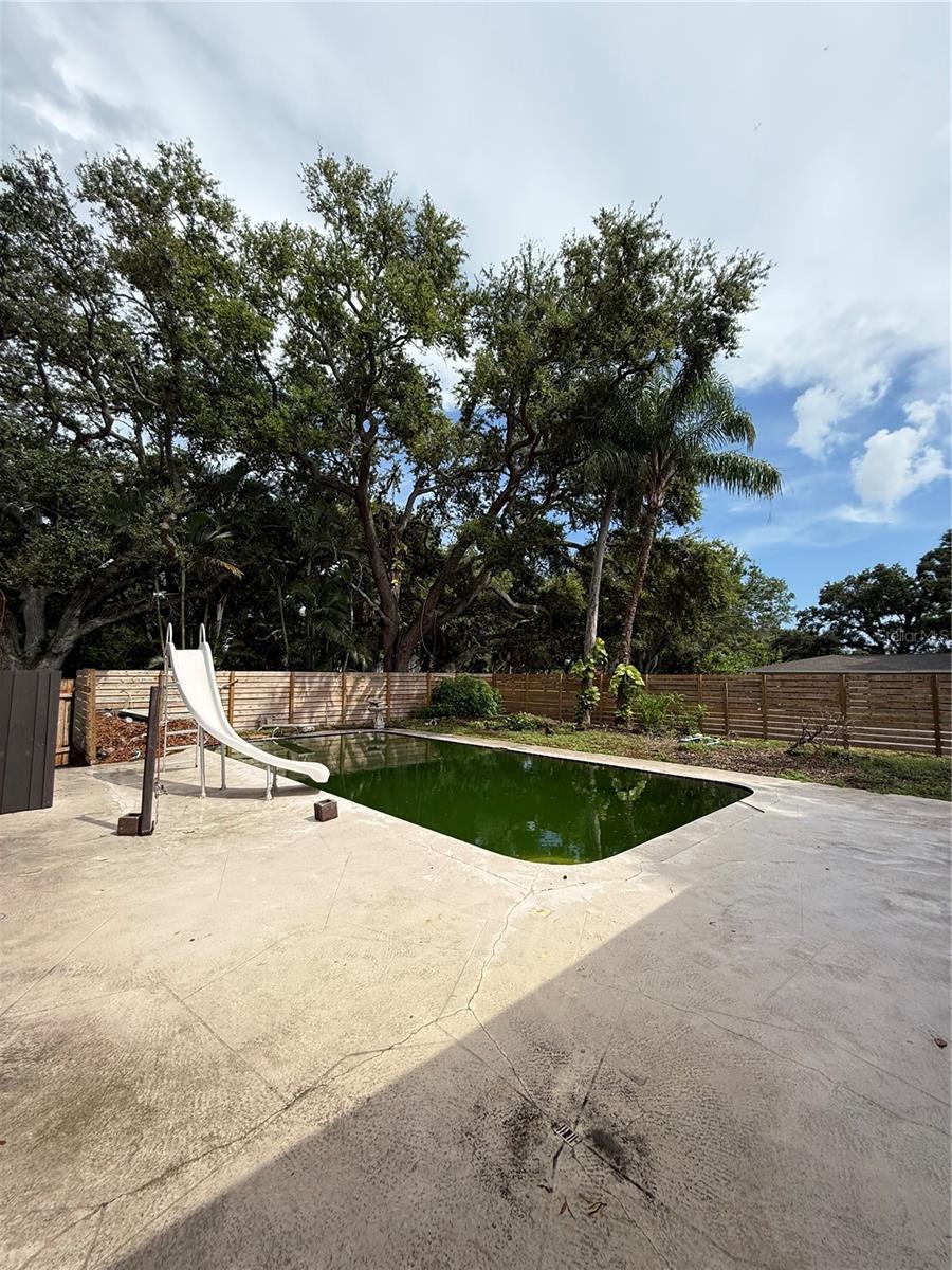 384 LENTZ RD — photo 3