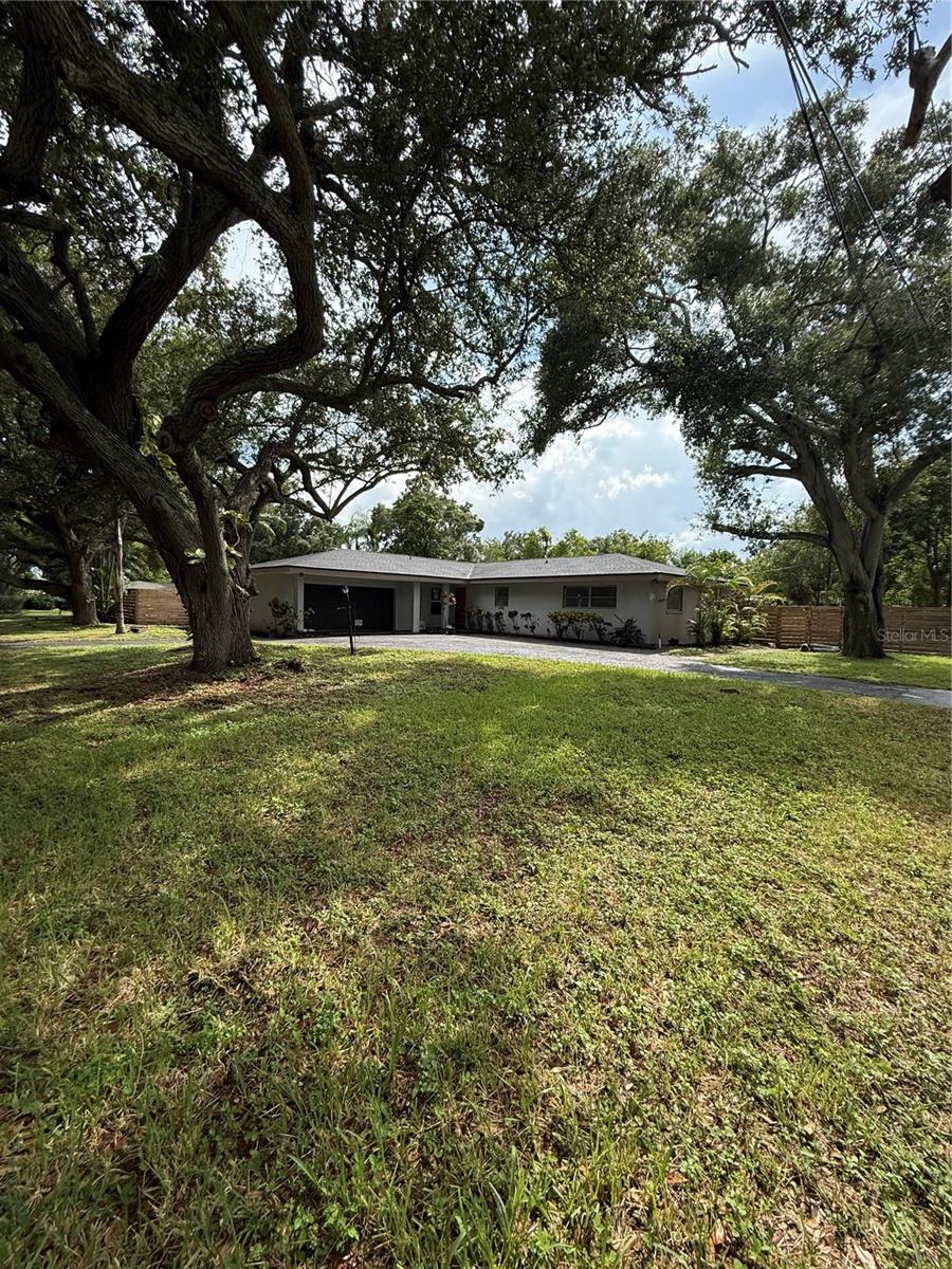 384 LENTZ RD — photo 2