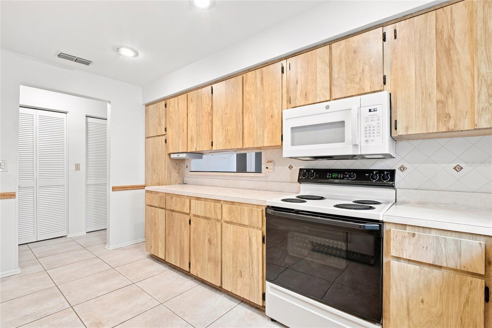 3300 MCMATH DR — photo 19
