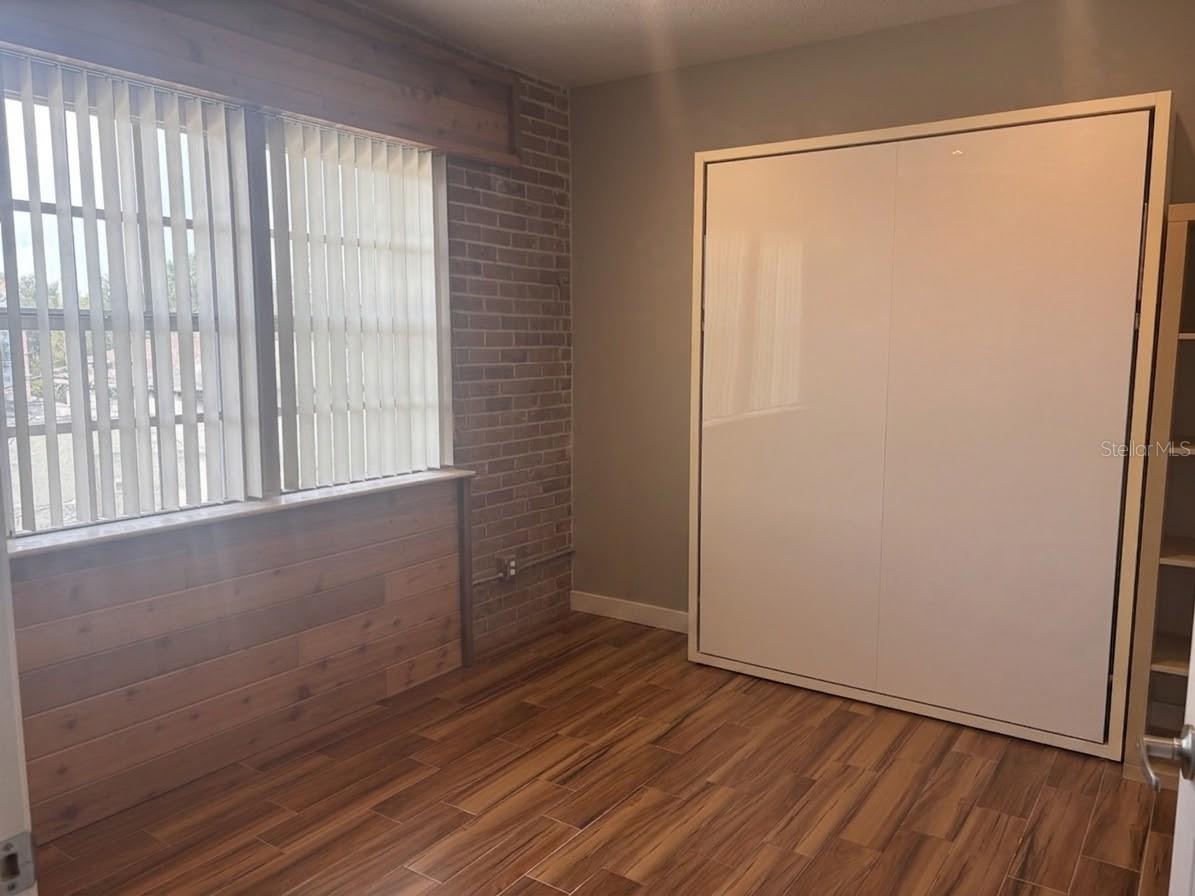 701 MIRROR LAKE DR N #317 — photo 27