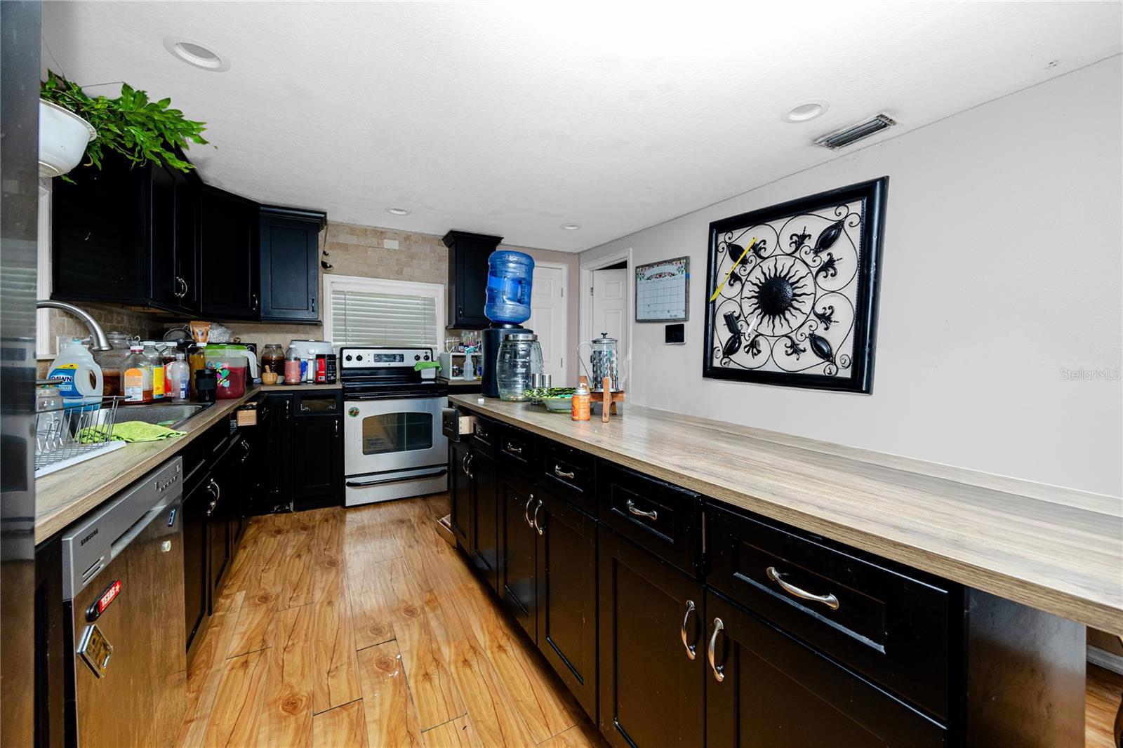 1250 LAKEVIEW RD — photo 8