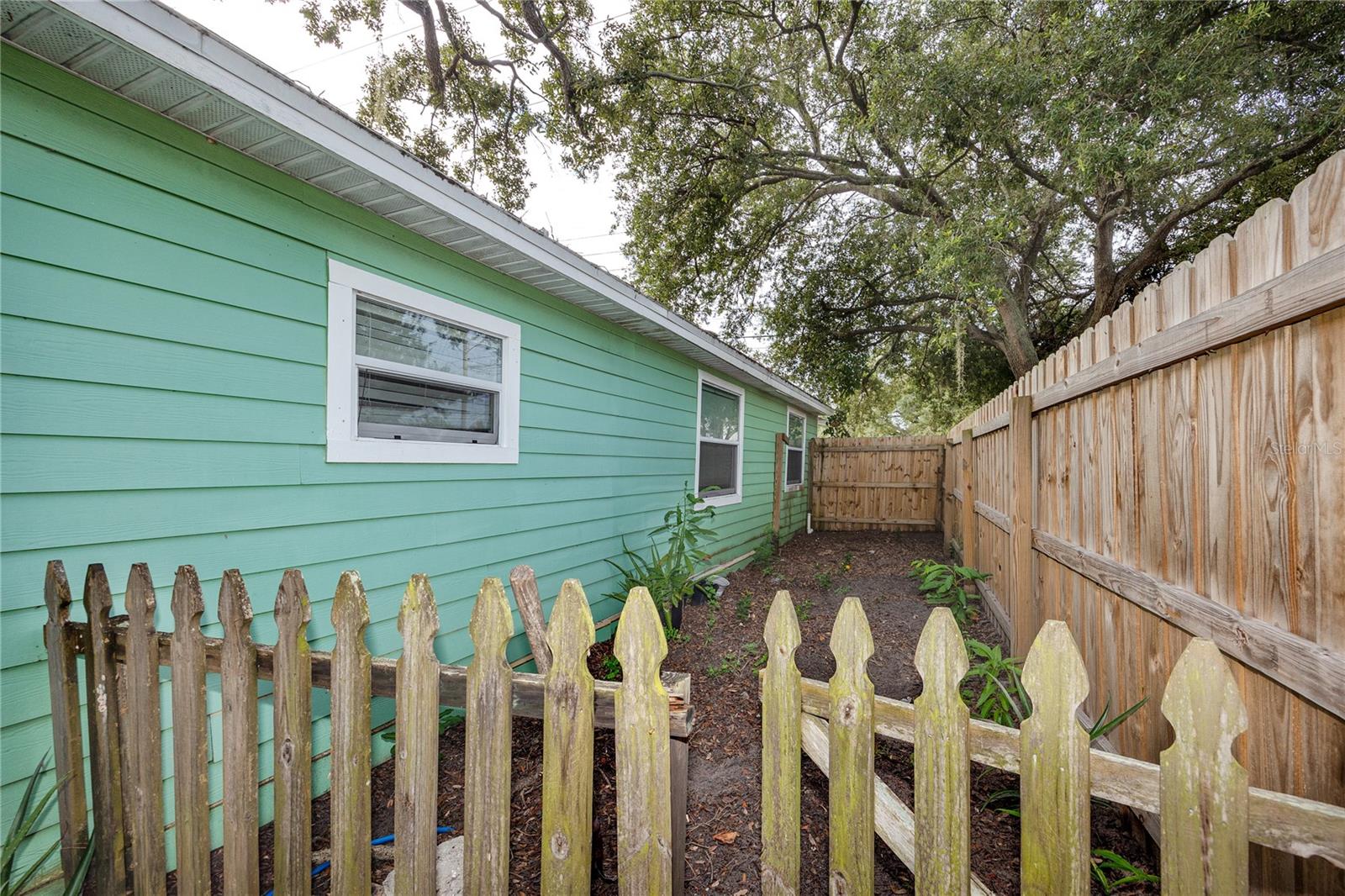 1250 LAKEVIEW RD — photo 41
