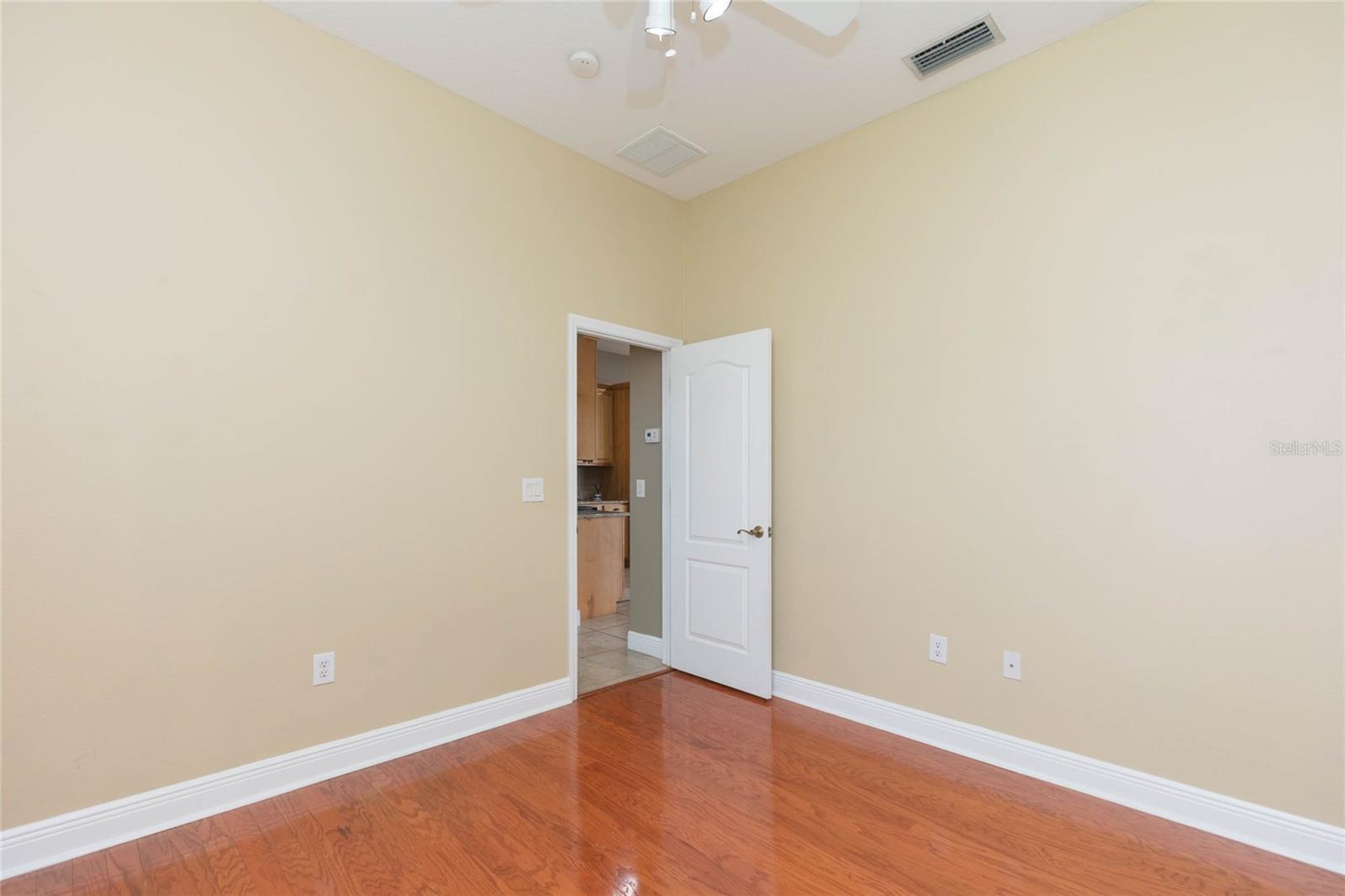 11544 PINE HOLLOW WAY — photo 34