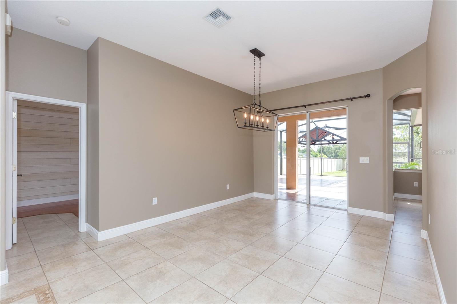 11544 PINE HOLLOW WAY — photo 7