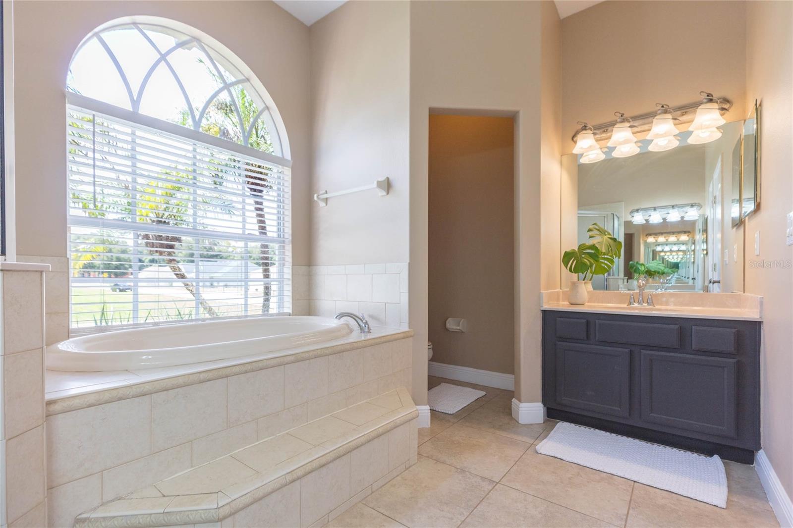 11544 PINE HOLLOW WAY — photo 27