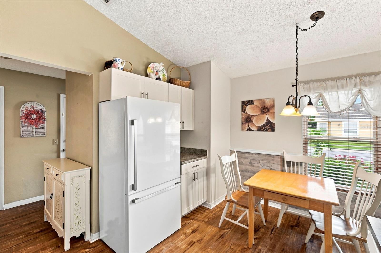 7637 BALHARBOUR DR — photo 18