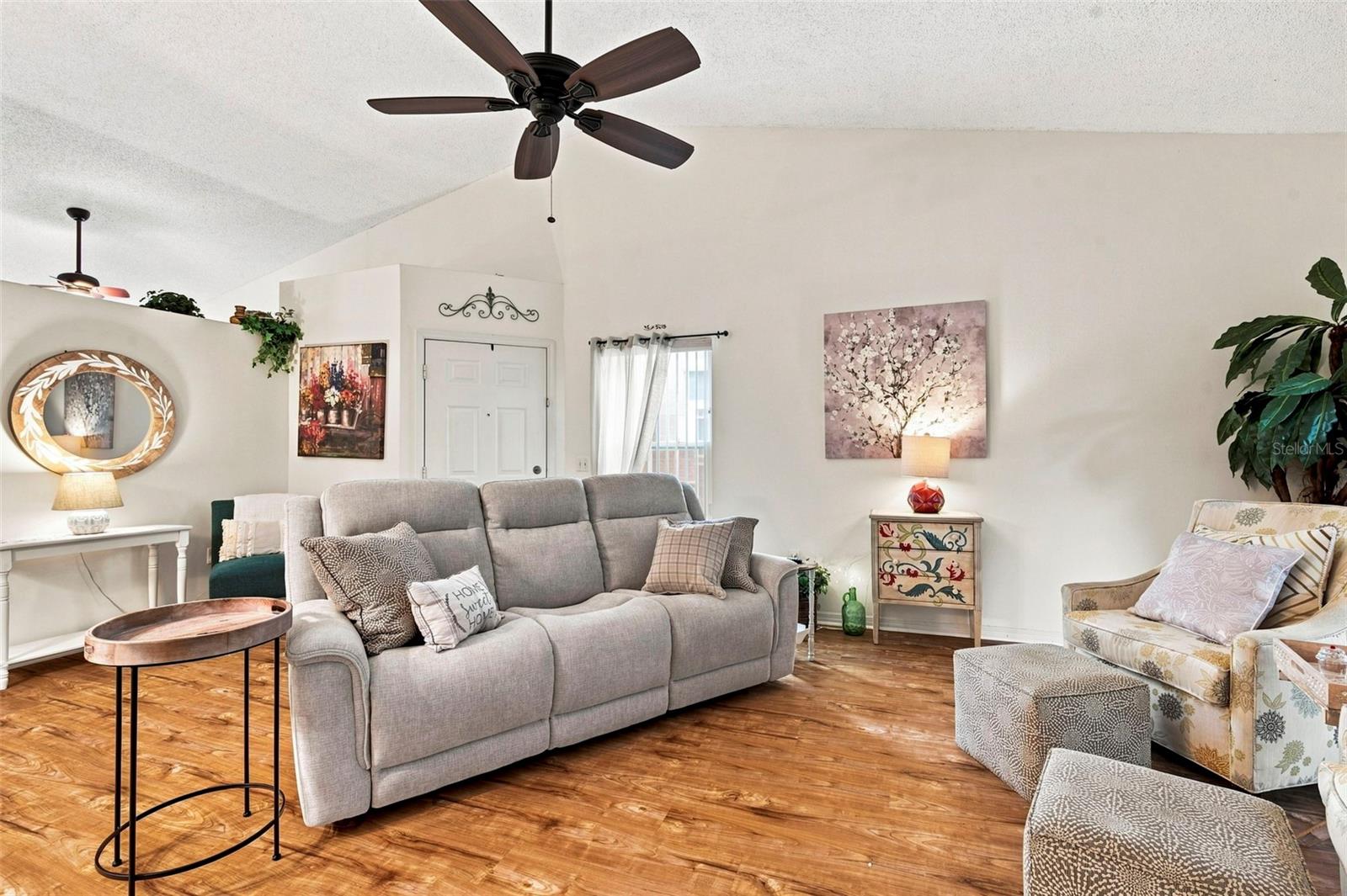 7637 BALHARBOUR DR — photo 8