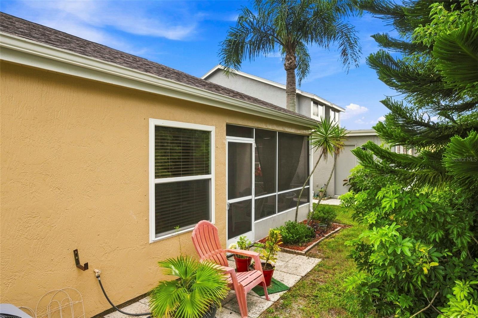 7637 BALHARBOUR DR — photo 31