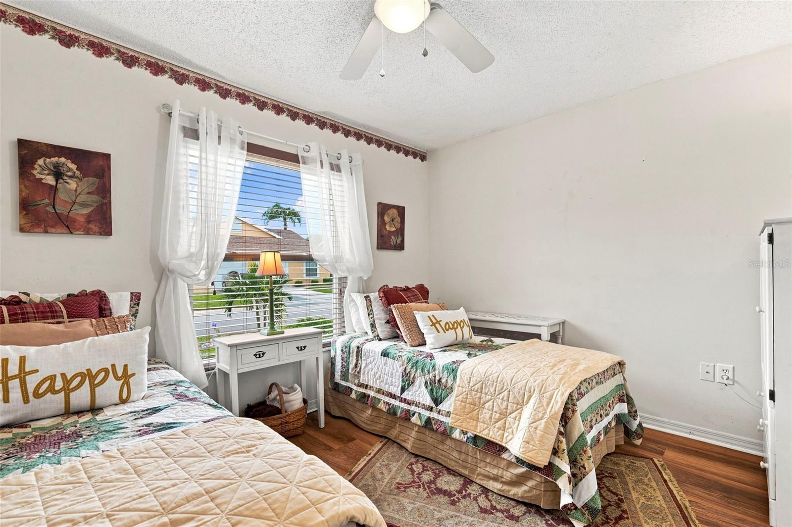 7637 BALHARBOUR DR — photo 24