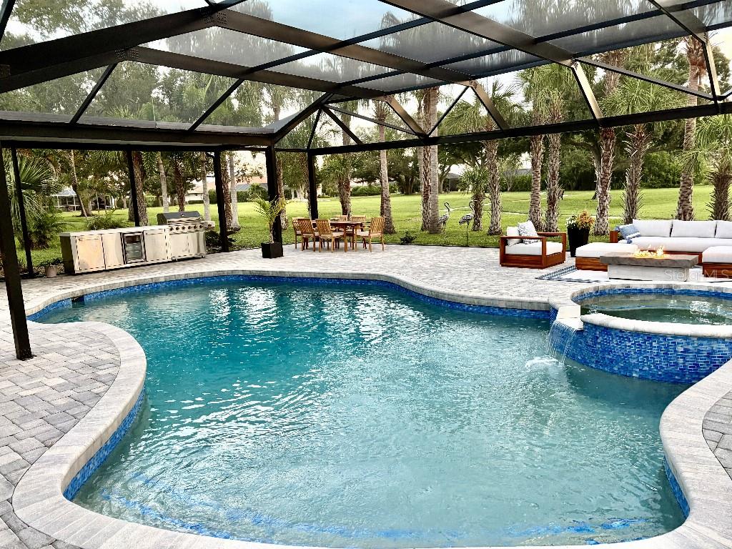154 LOOKOUT POINT DR — photo 38