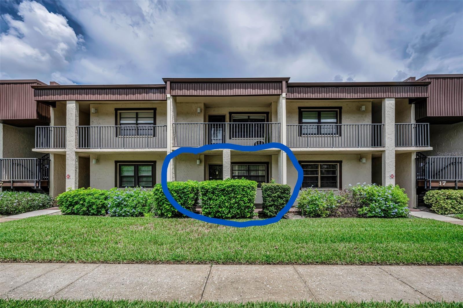 2400 WINDING CREEK BLVD #17-103 — photo 3