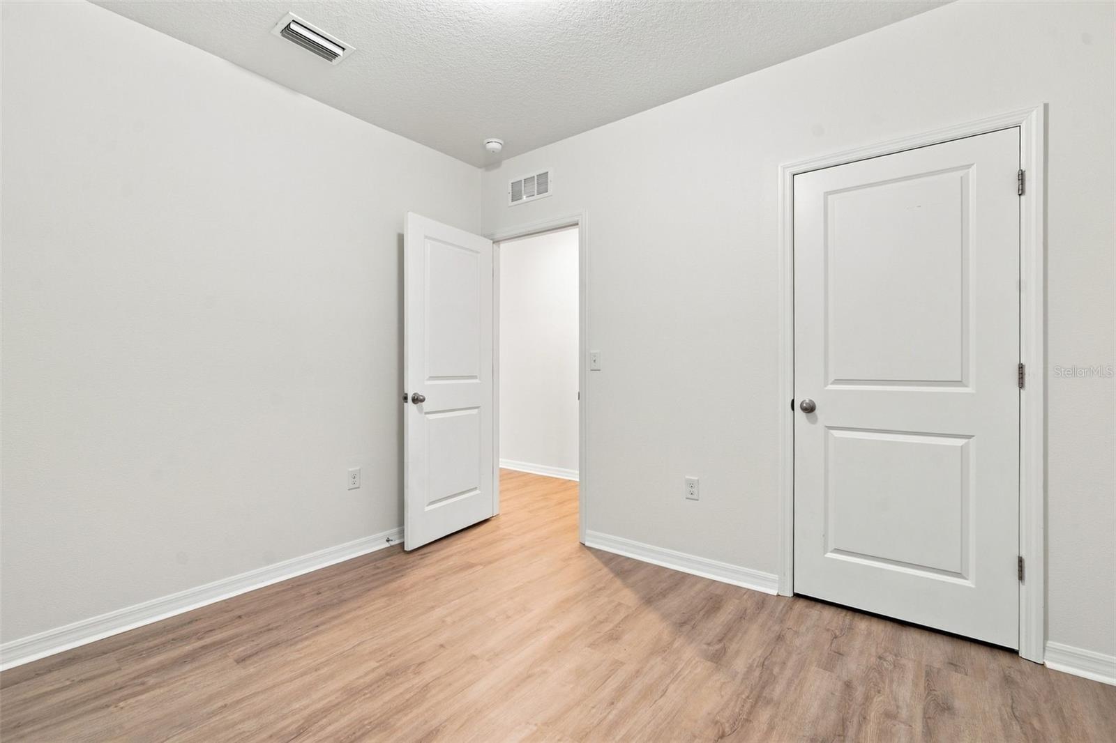 10920 CARLTON FIELDS DR — photo 8