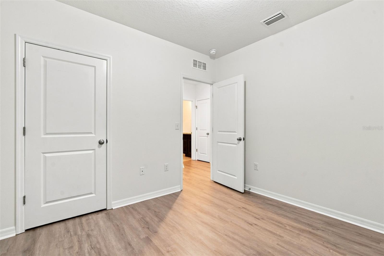 10920 CARLTON FIELDS DR — photo 11