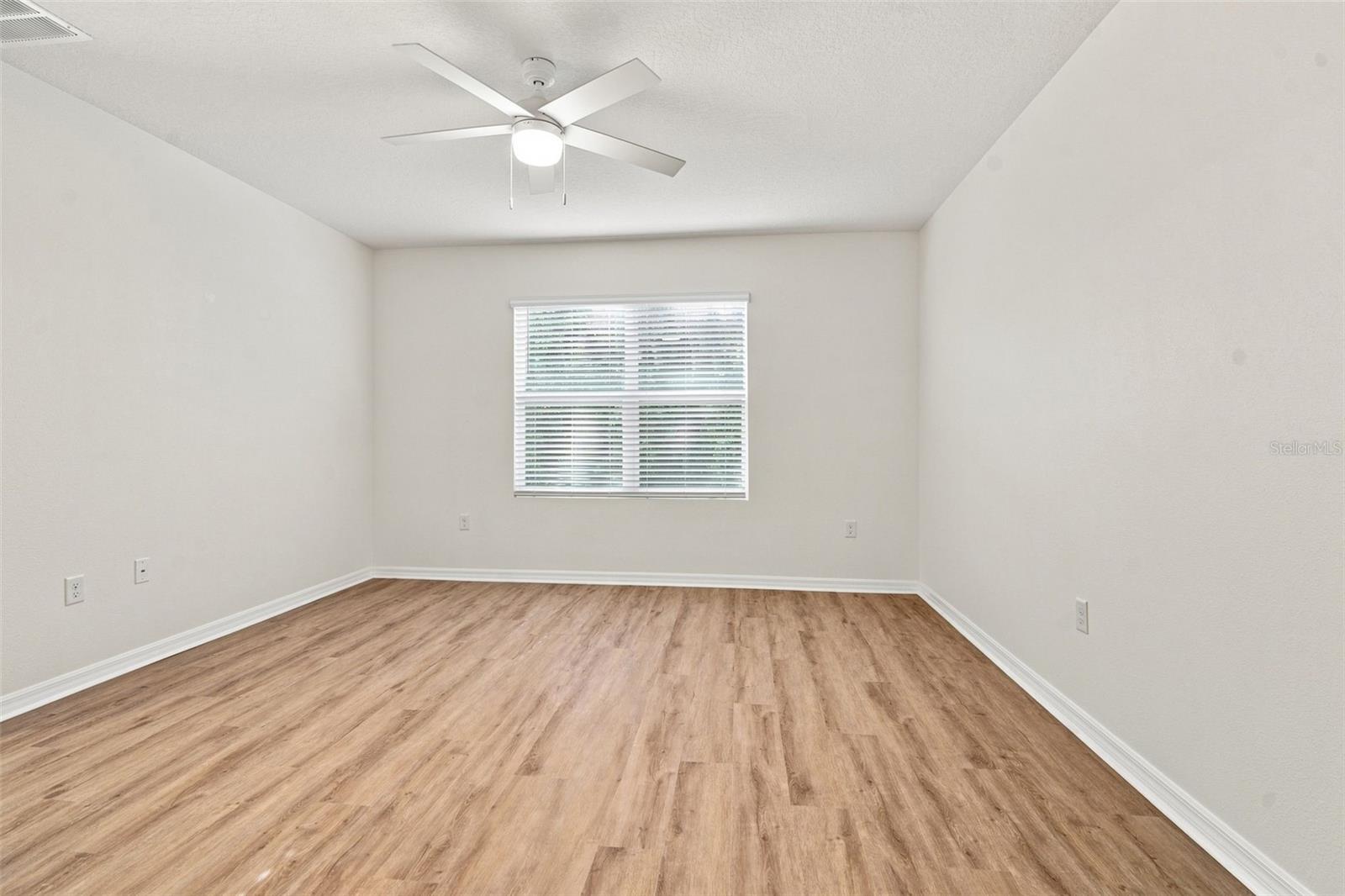 10920 CARLTON FIELDS DR — photo 25