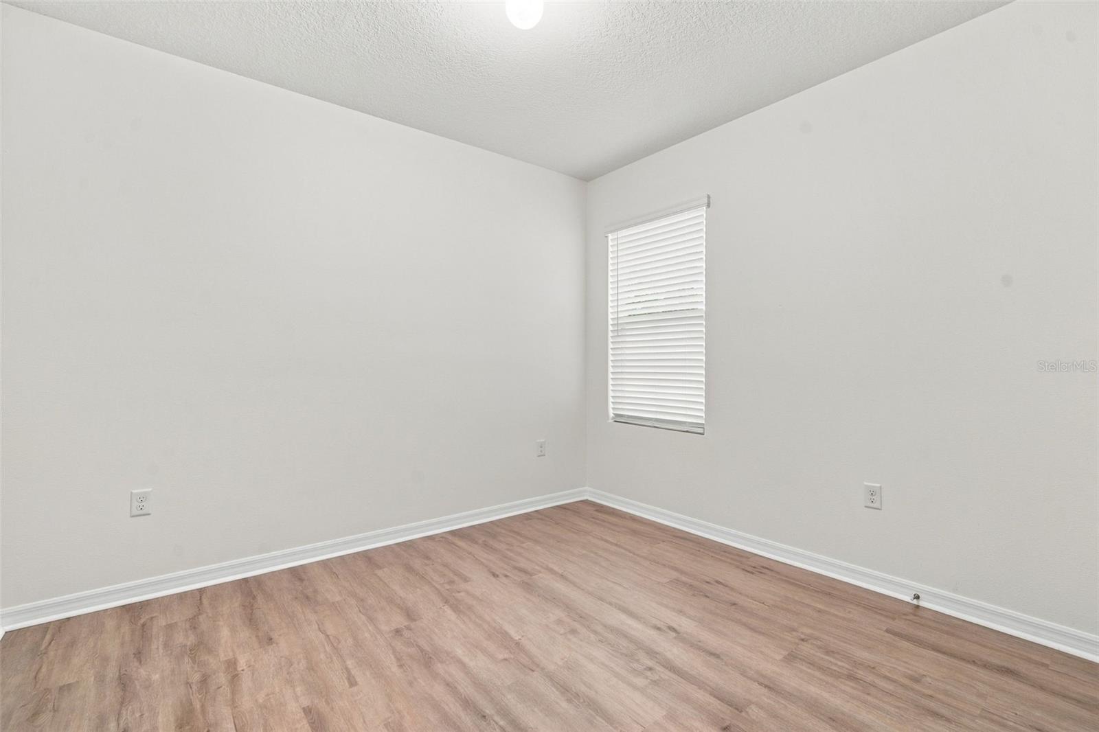 10920 CARLTON FIELDS DR — photo 10