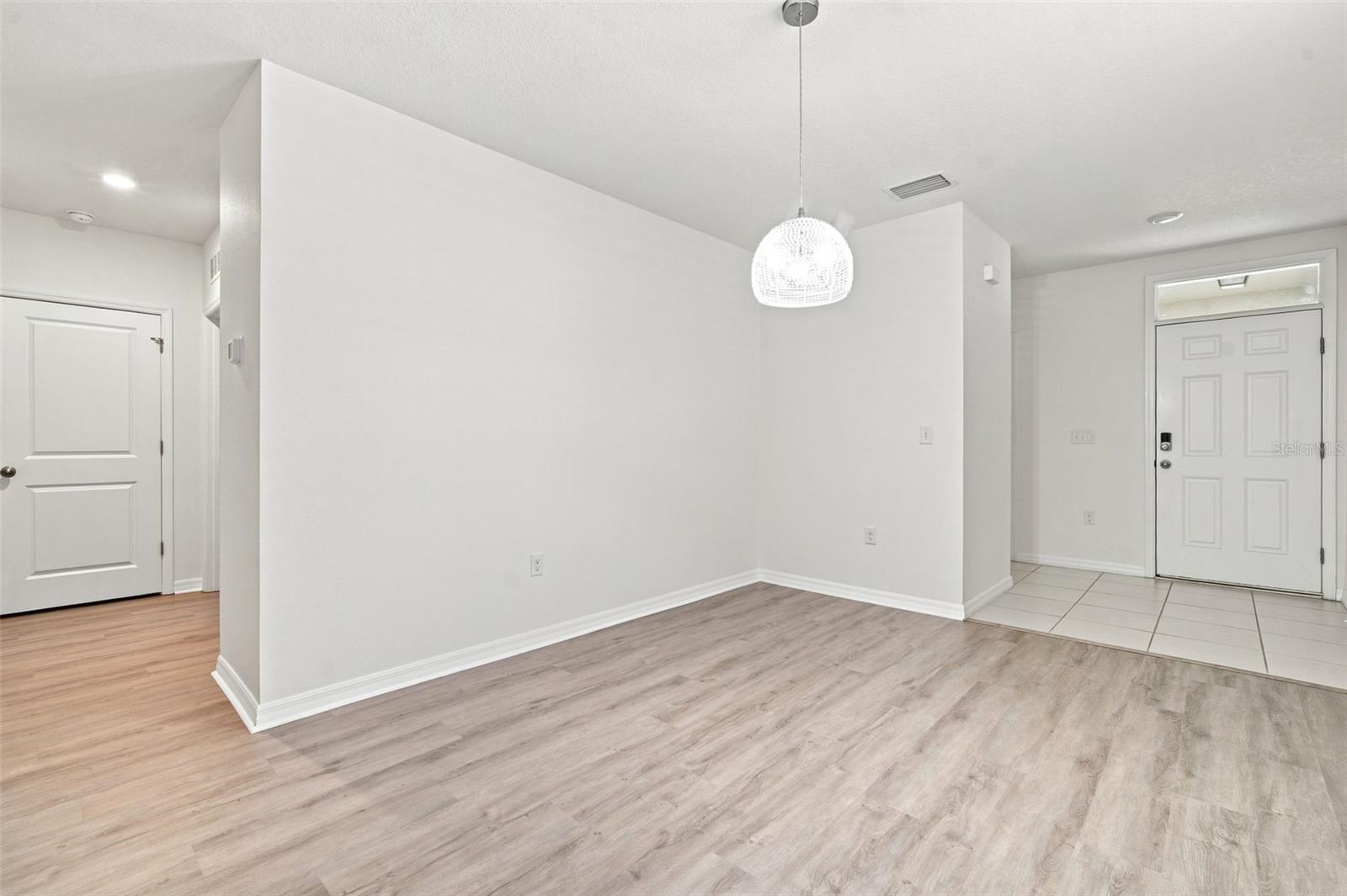 10920 CARLTON FIELDS DR — photo 3