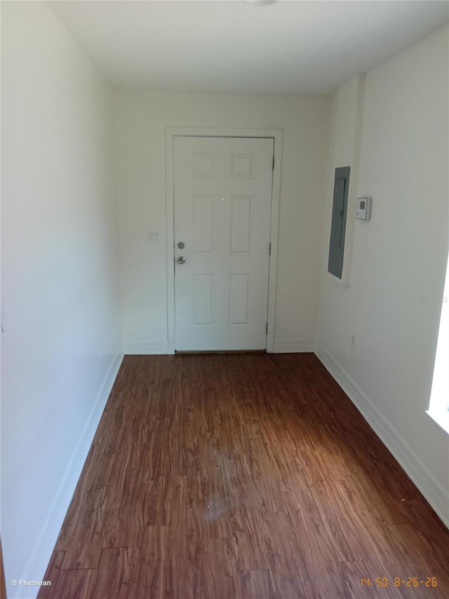 3814 N GARRISON ST #B — photo 2