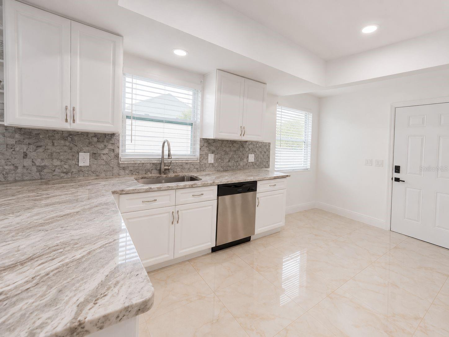 9203 CAMINO VILLA BLVD — photo 6