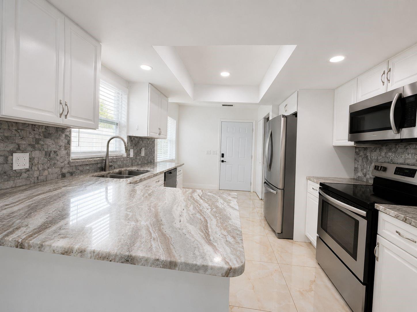 9203 CAMINO VILLA BLVD — photo 8