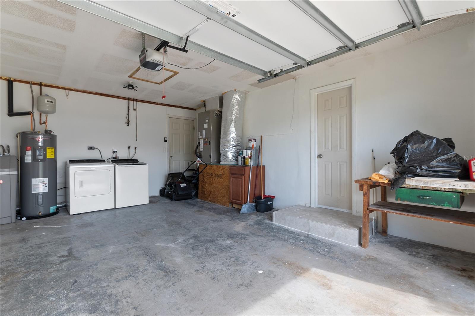 487 LAKE HILL LN — photo 30