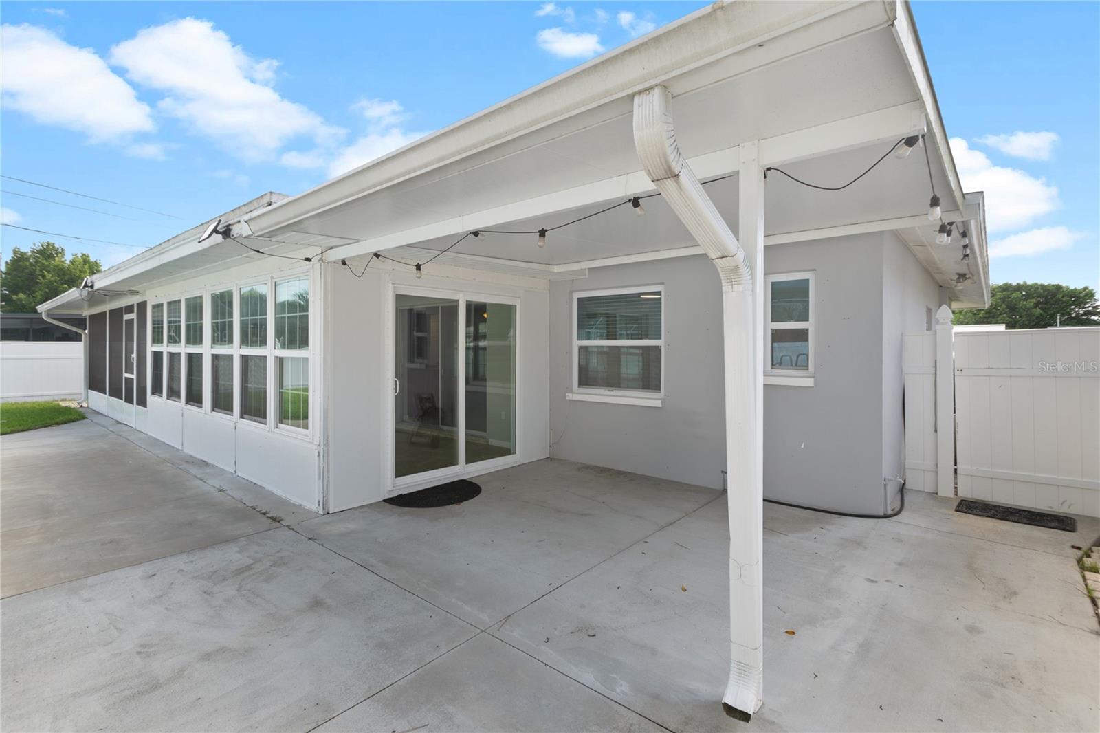 487 LAKE HILL LN — photo 29