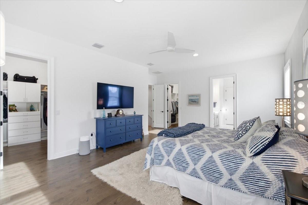 807 W KENTUCKY AVE — photo 49
