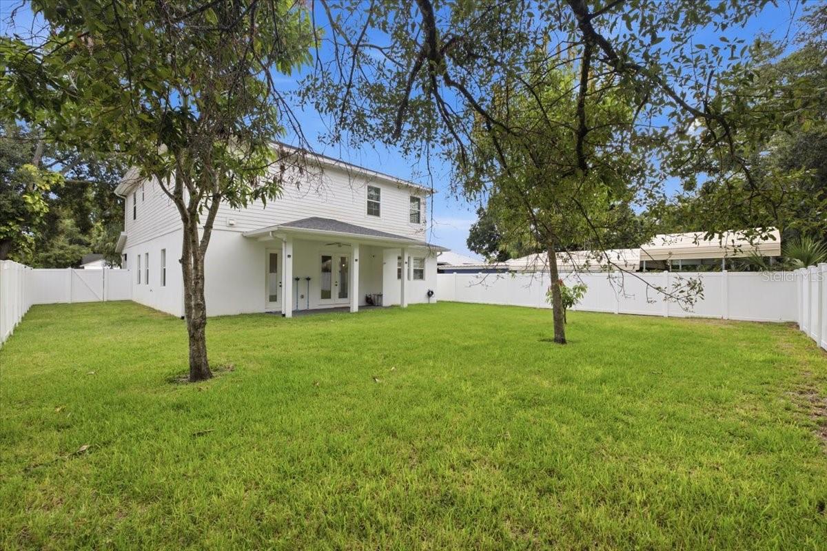 807 W KENTUCKY AVE — photo 17