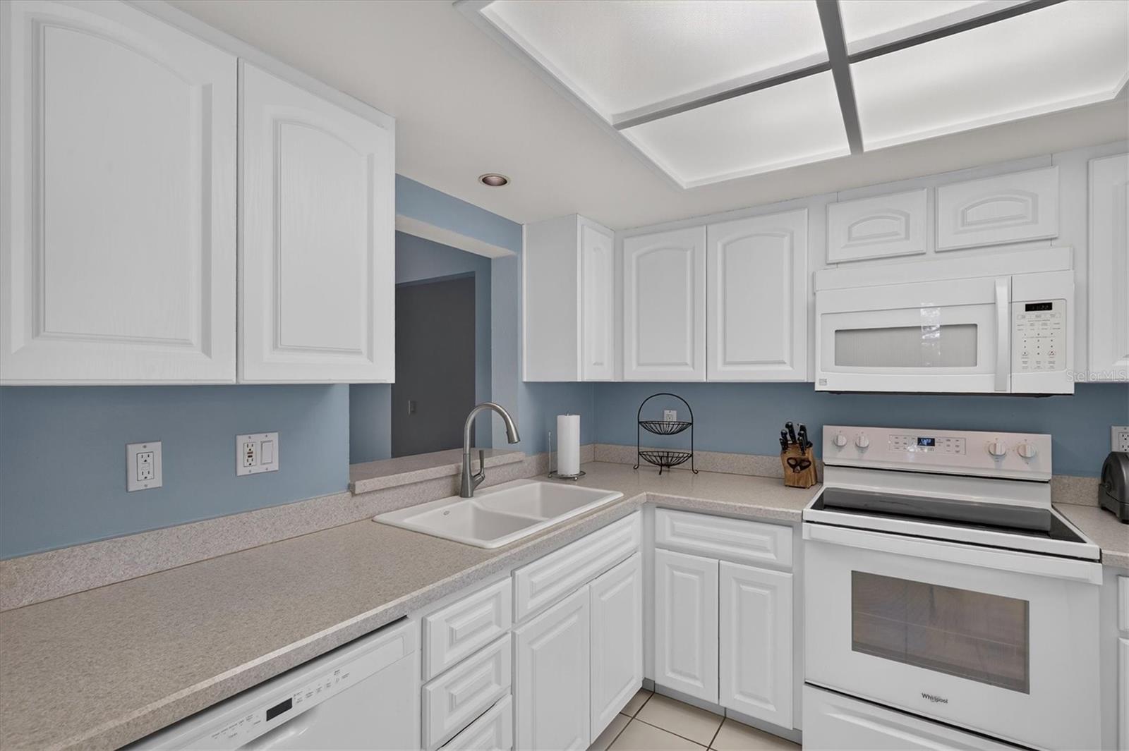 3167 LANDMARK DR #821 — photo 19