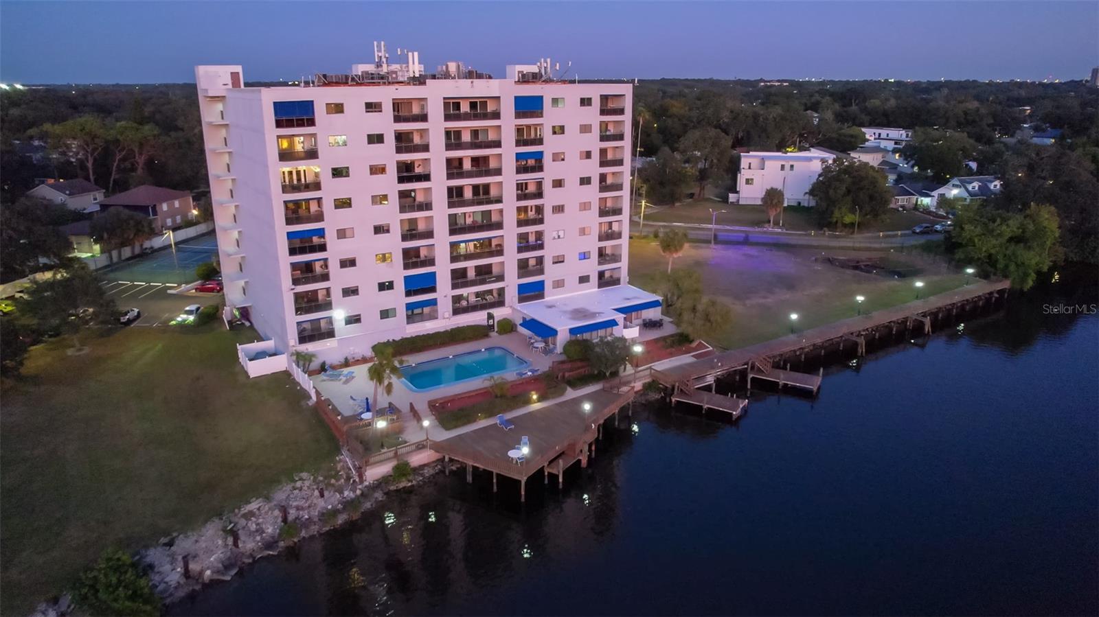 2780 N RIVERSIDE DR #805 — photo 43