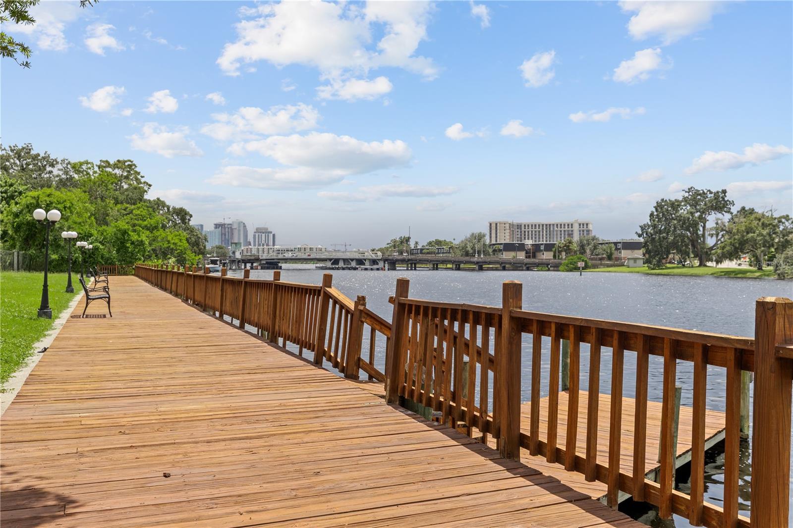 2780 N RIVERSIDE DR #805 — photo 38