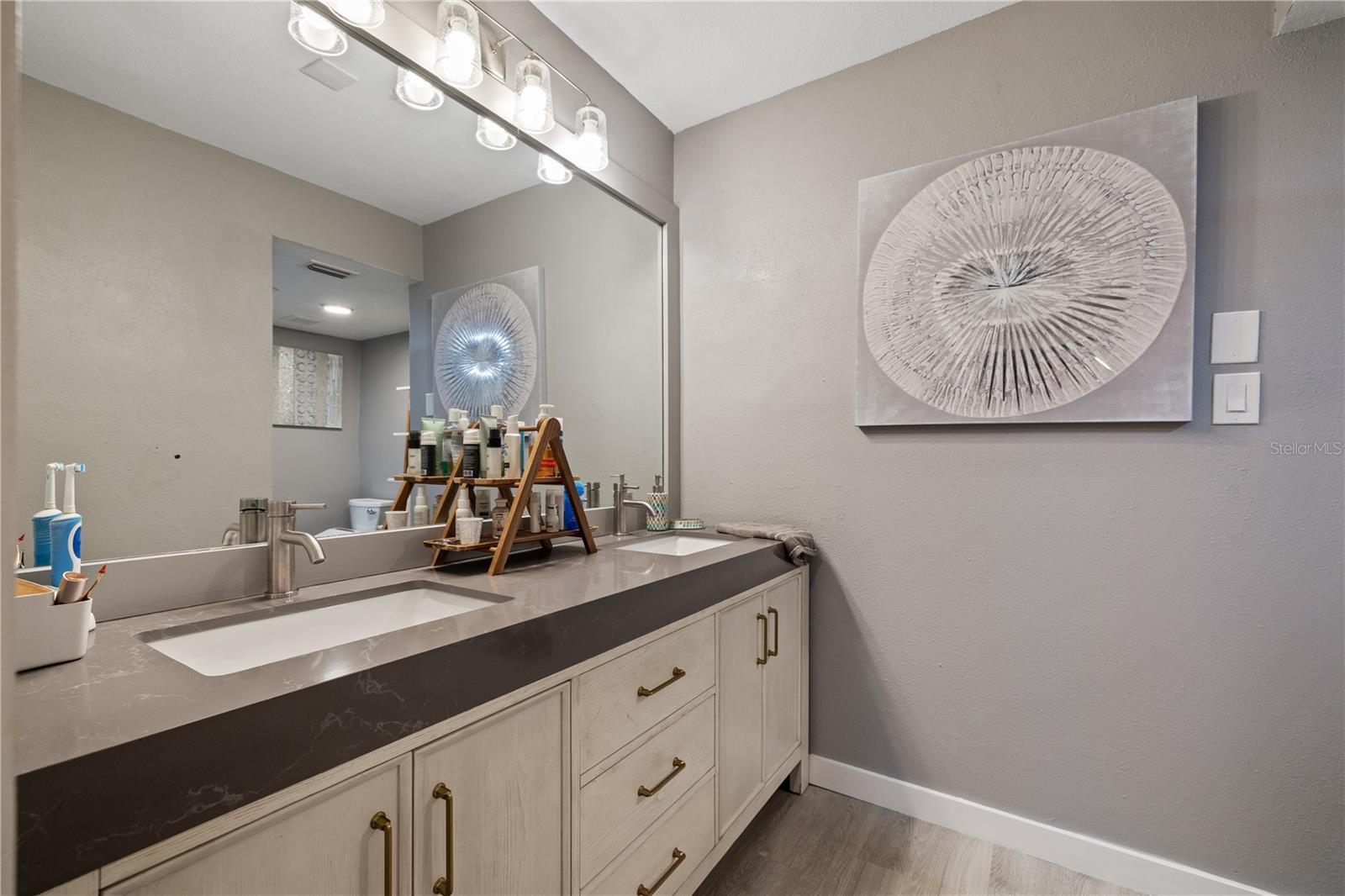 2780 N RIVERSIDE DR #805 — photo 26