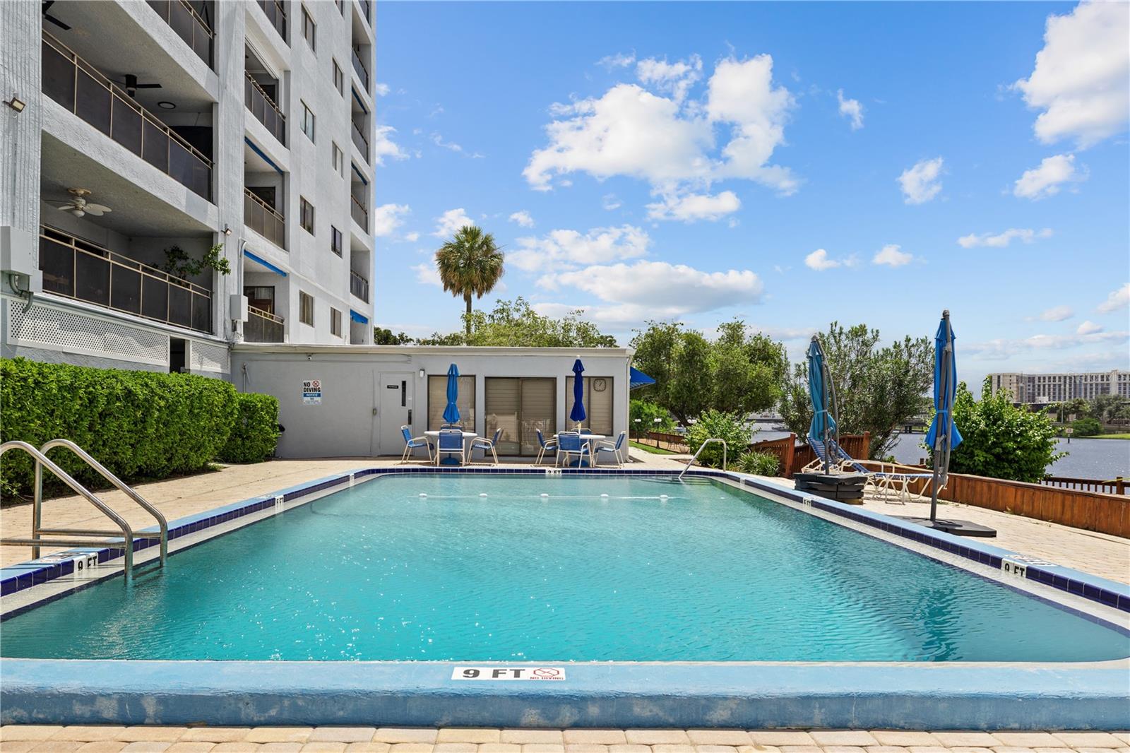 2780 N RIVERSIDE DR #805 — photo 36