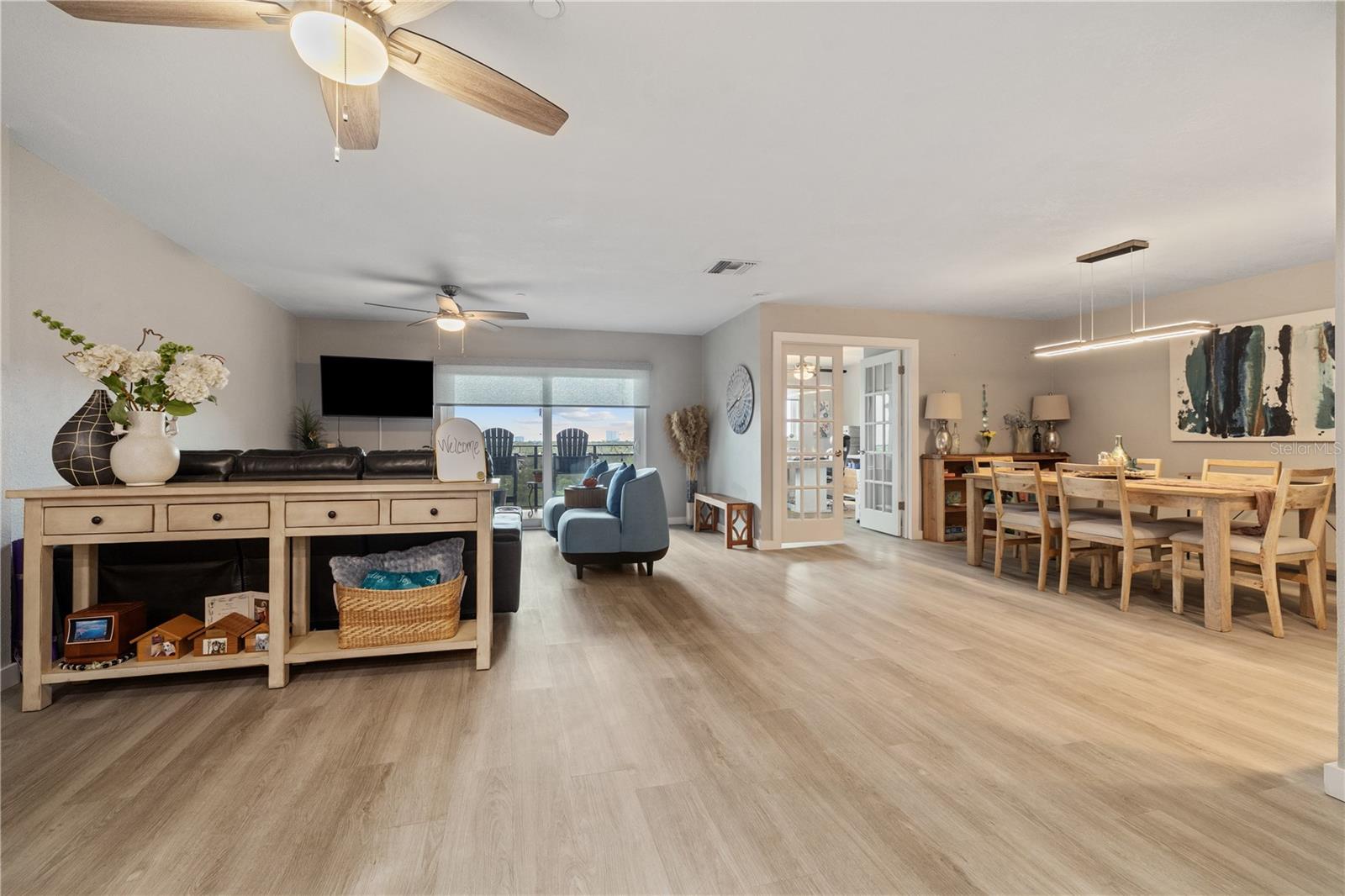 2780 N RIVERSIDE DR #805 — photo 11