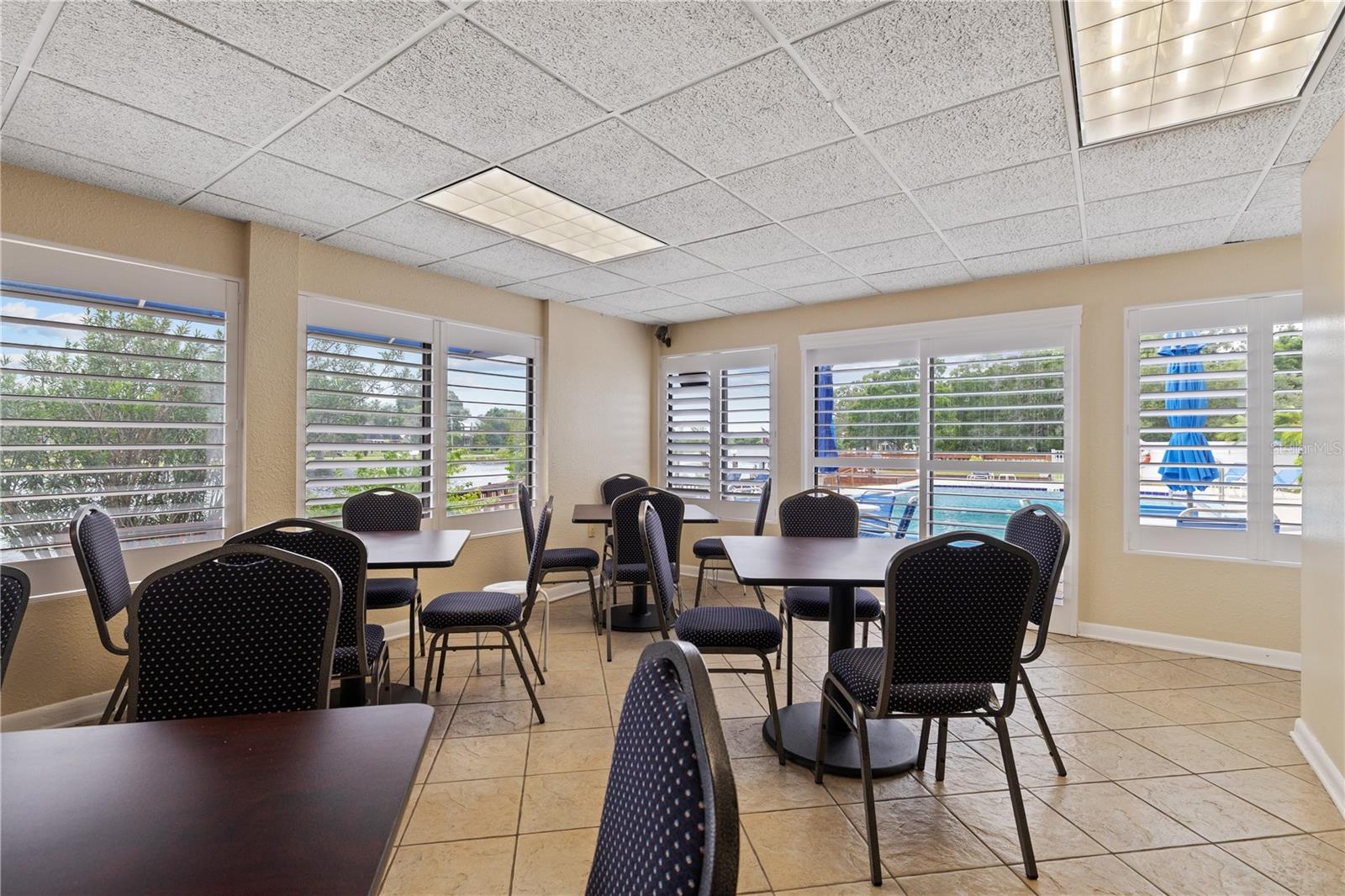 2780 N RIVERSIDE DR #805 — photo 51