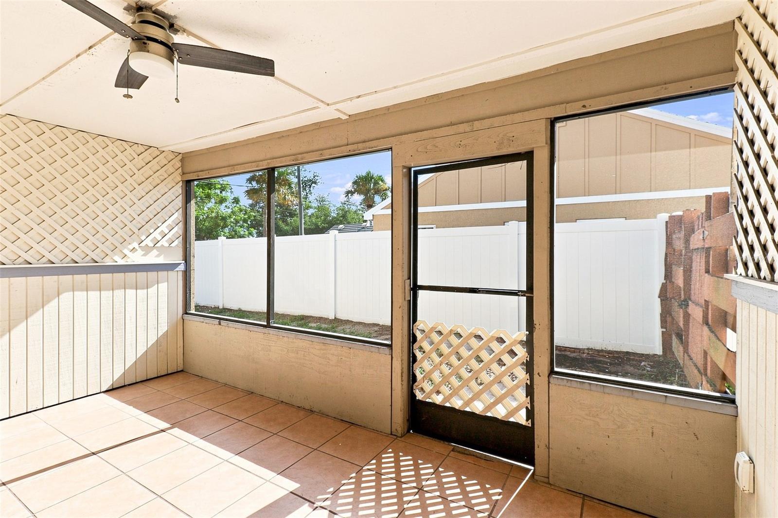 8305 AUTUMN OAK AVE — photo 18