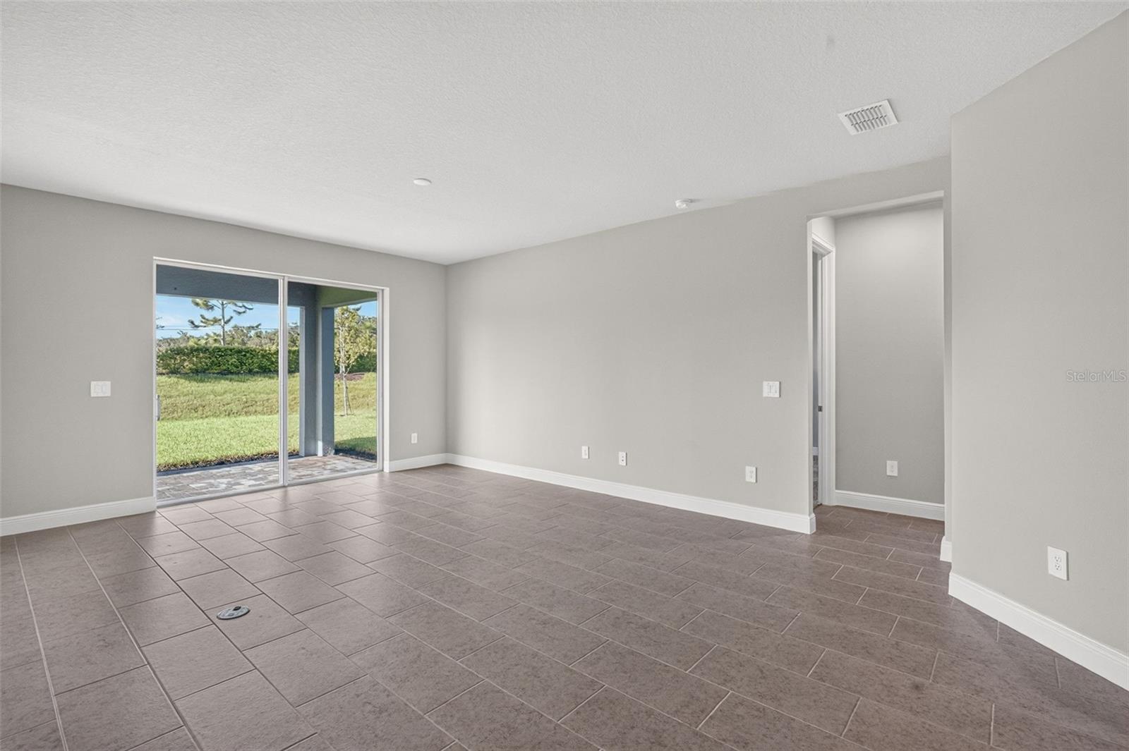 12443 49TH ST E — photo 12