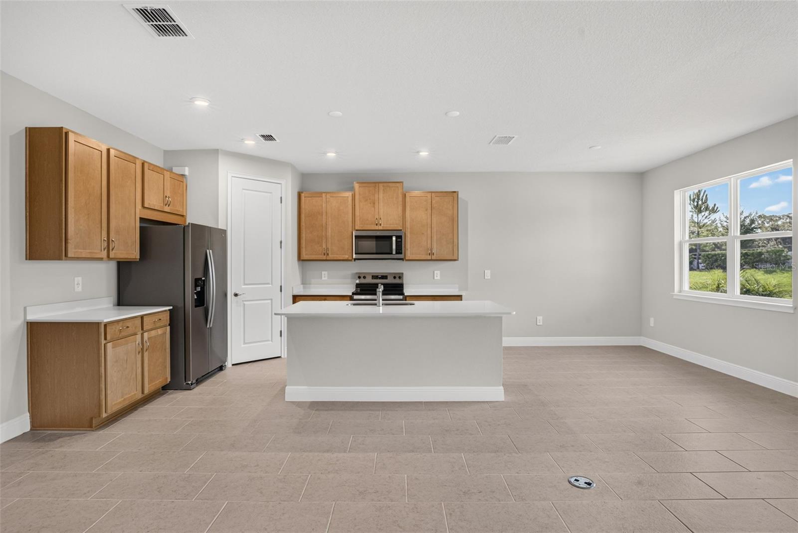 12443 49TH ST E — photo 7