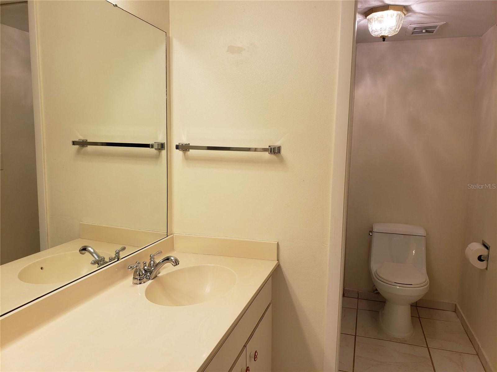 138 PINENEEDLE DR — photo 14