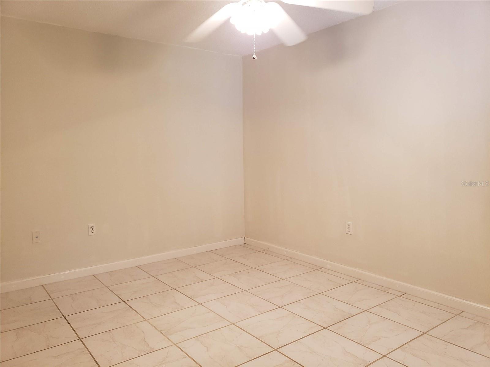138 PINENEEDLE DR — photo 17