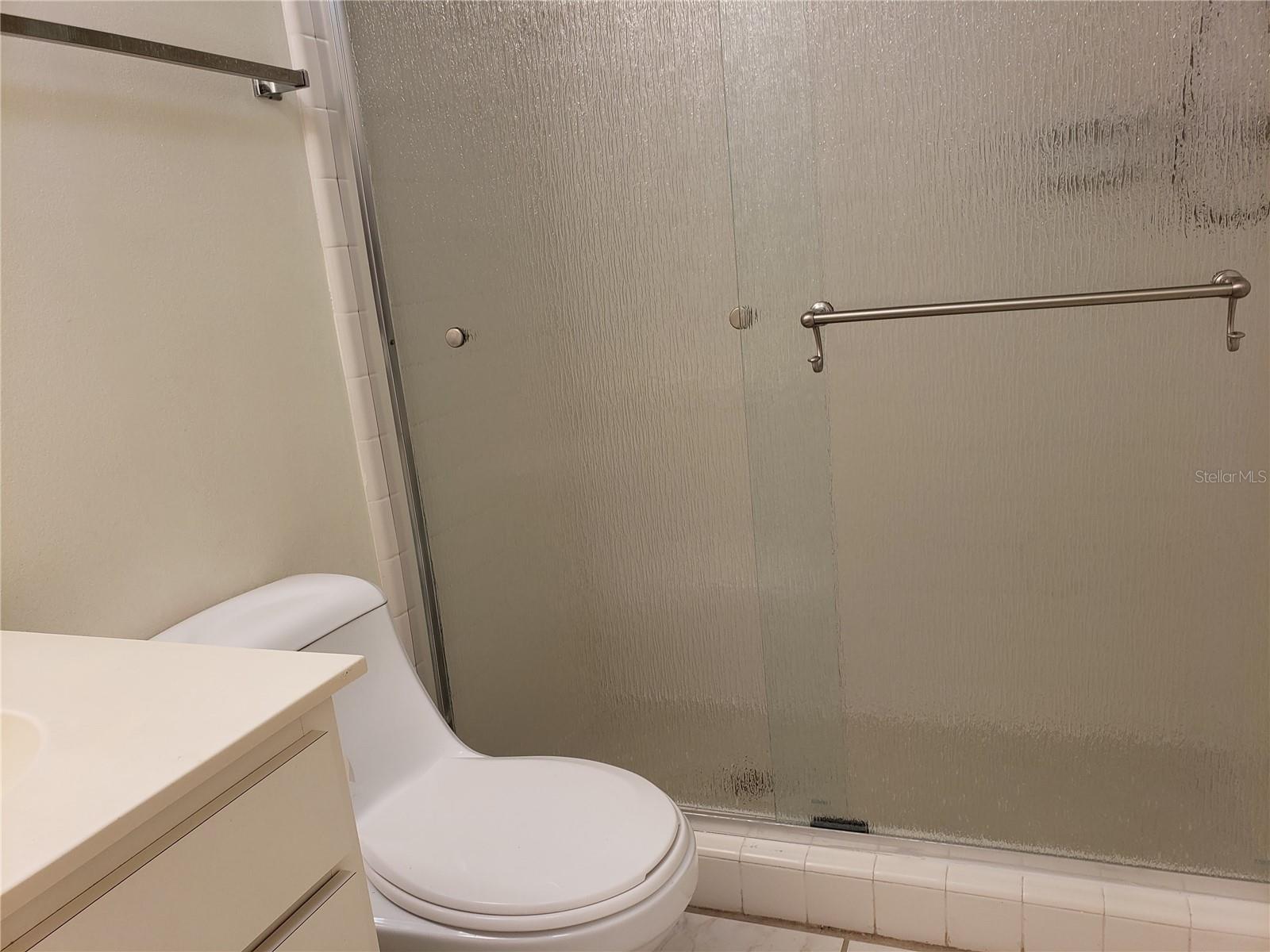138 PINENEEDLE DR — photo 20