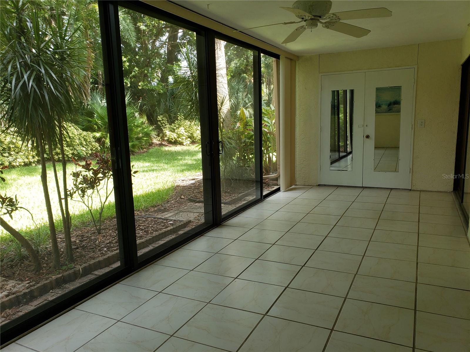 138 PINENEEDLE DR — photo 22