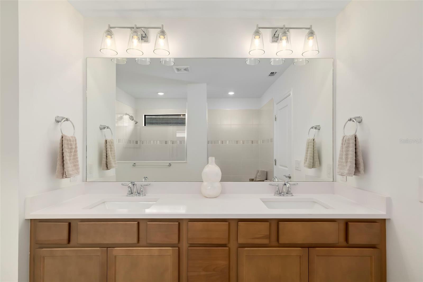 5765 SILVERSIDE PINE CT — photo 31