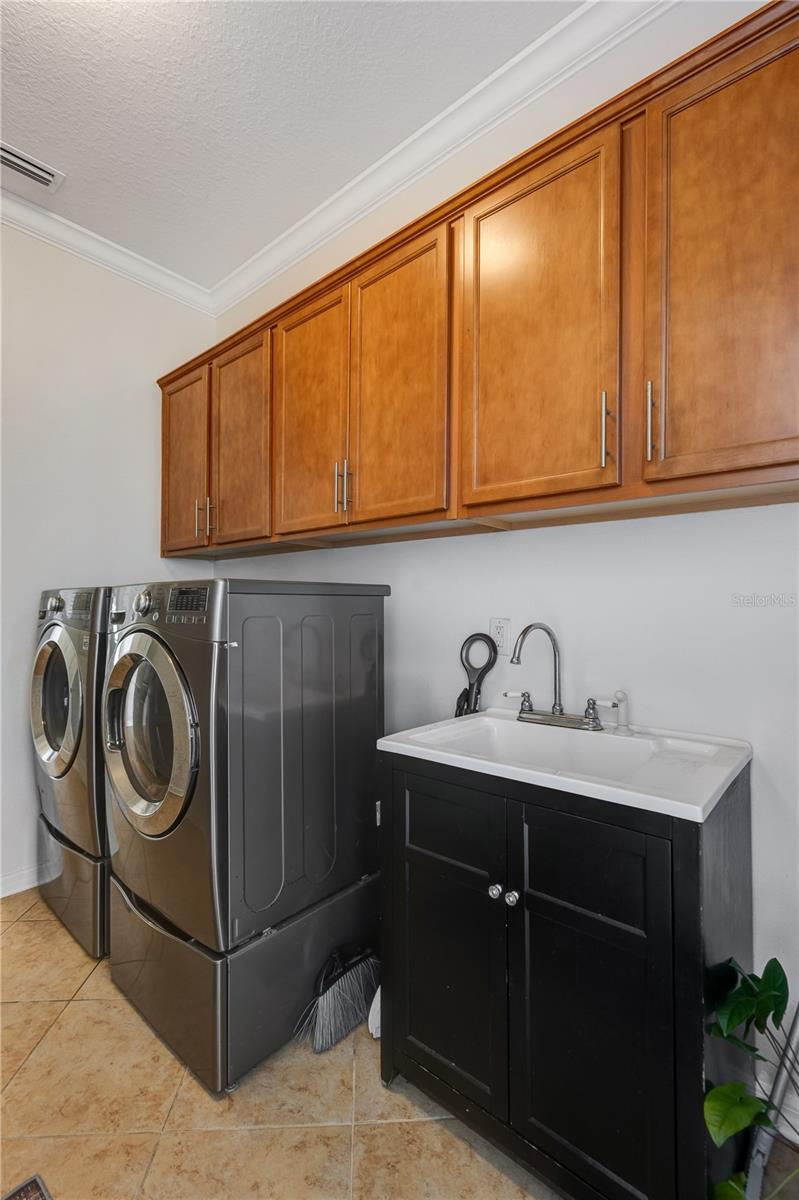 614 165TH ST E — photo 31
