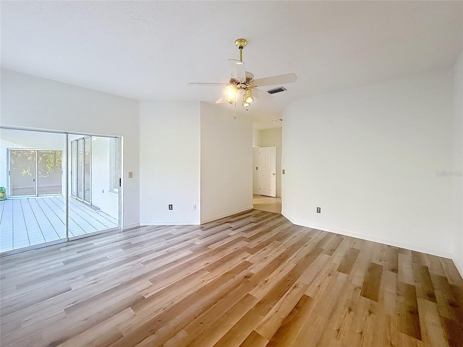 9122 ROCKROSE DR — photo 14