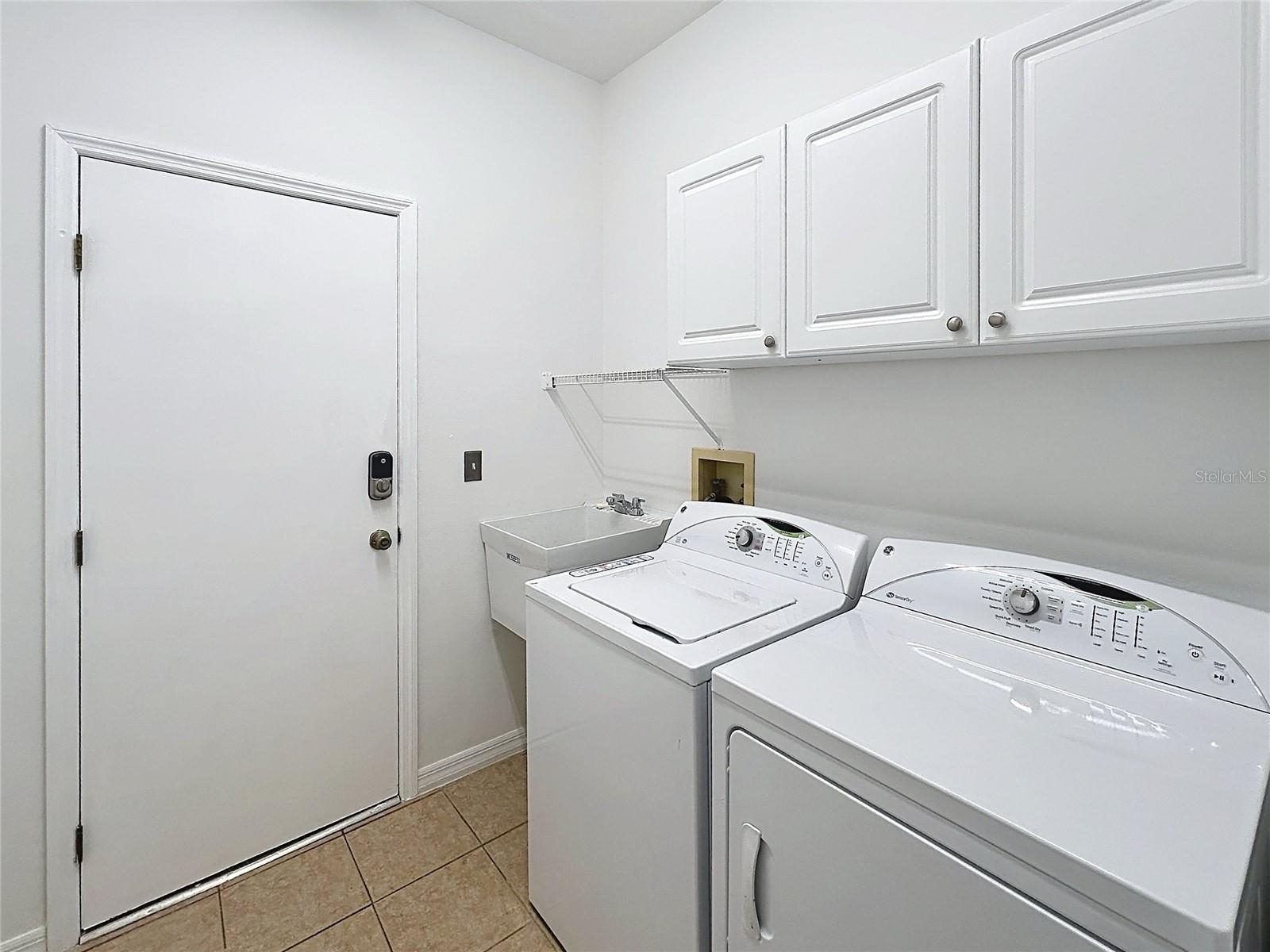 9122 ROCKROSE DR — photo 23
