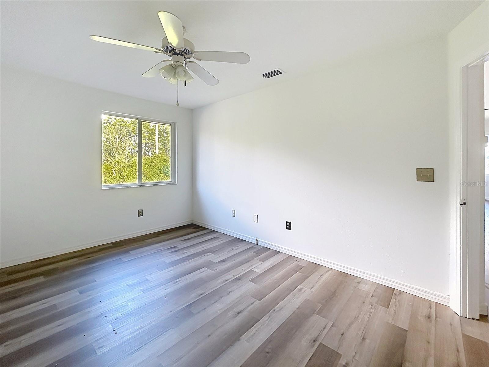 9122 ROCKROSE DR — photo 15
