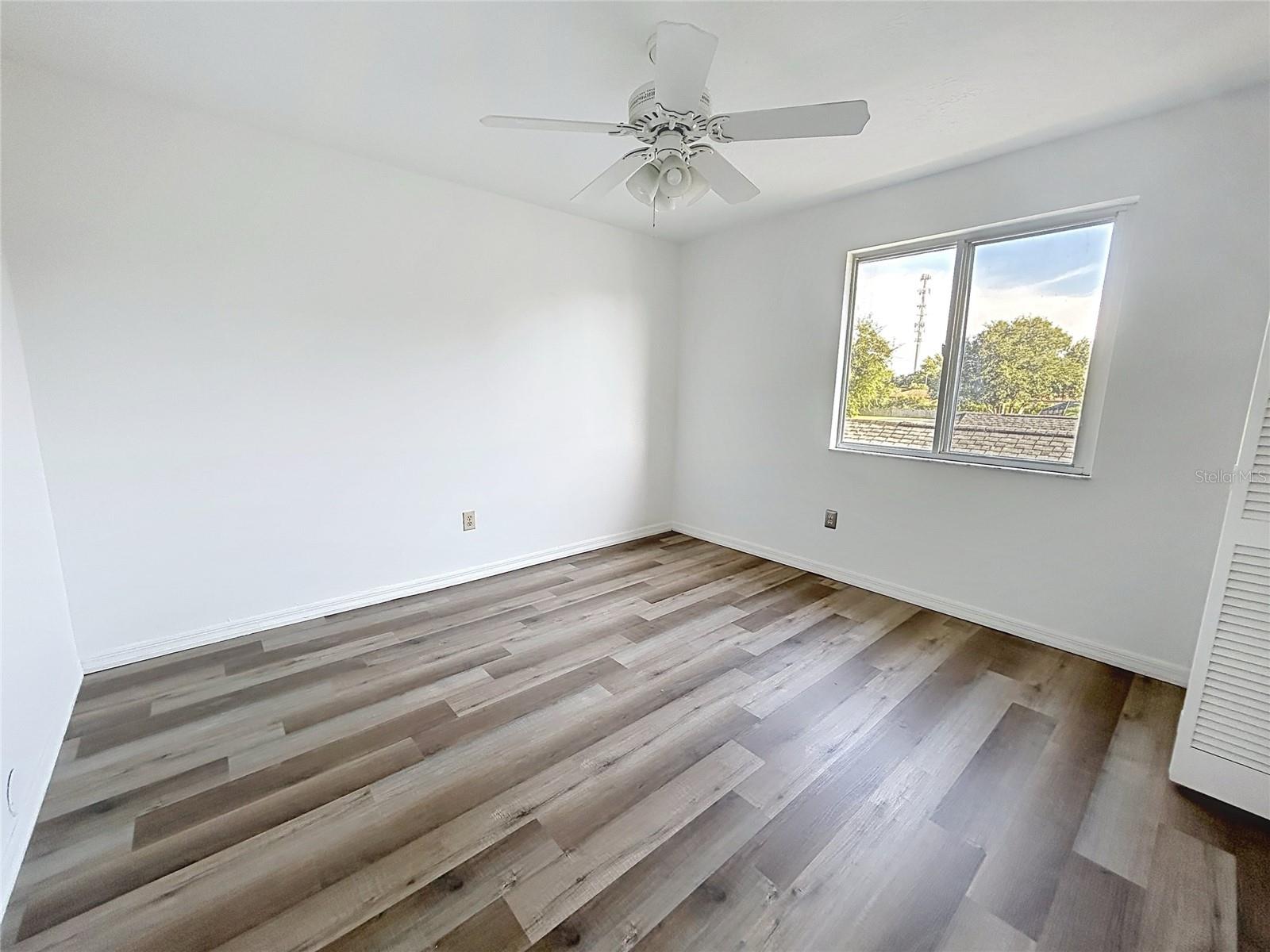 9122 ROCKROSE DR — photo 17